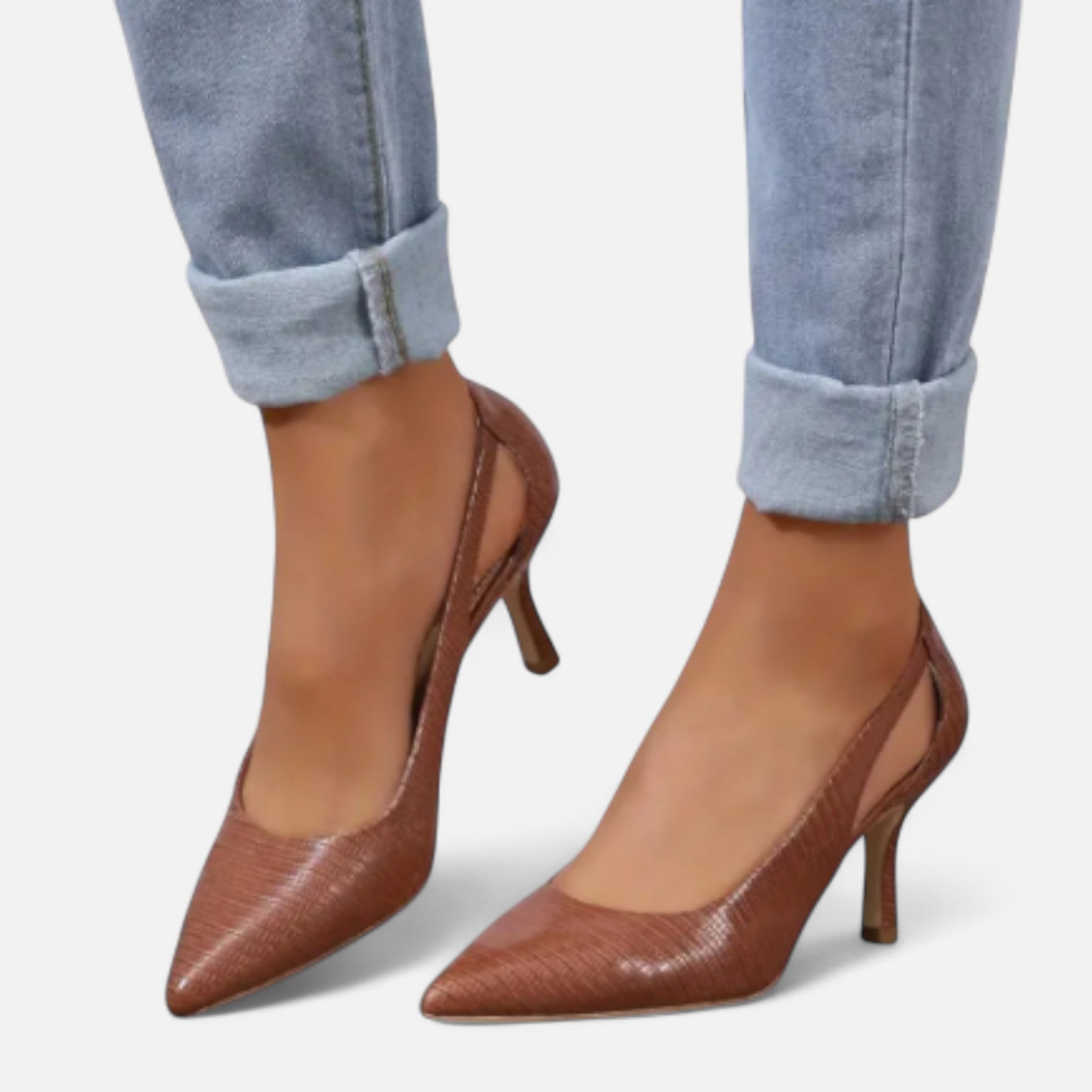 Solwiera | Szpilki z Czubatym Noskiem Klasycznej Elegancji