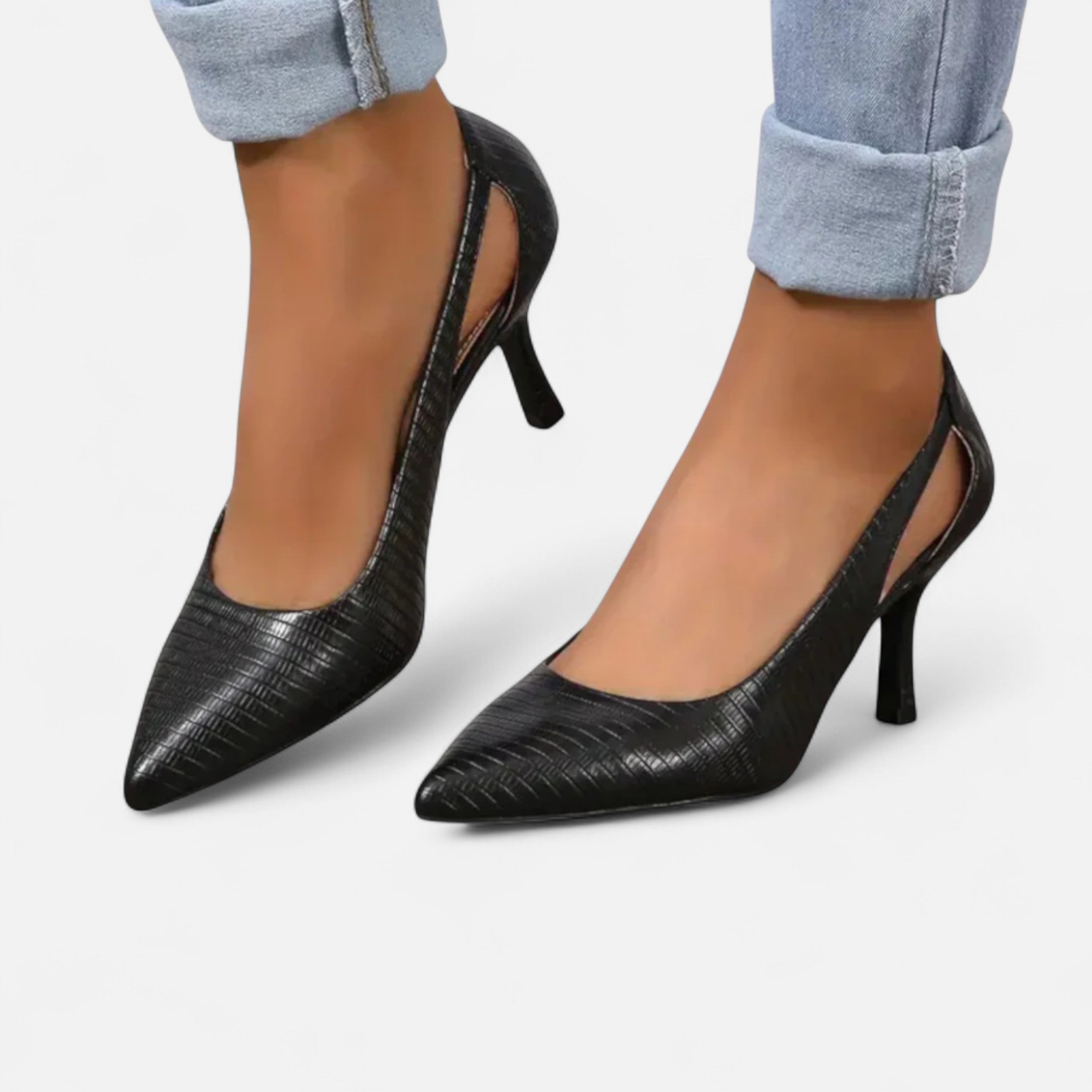 Solwiera | Szpilki z Czubatym Noskiem Klasycznej Elegancji