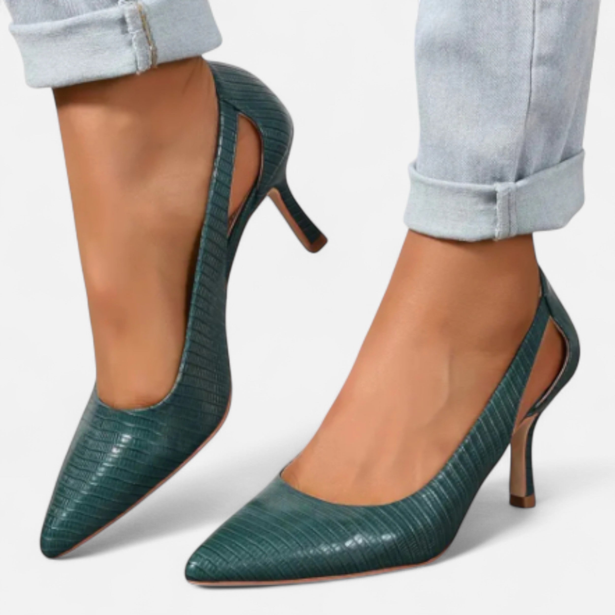 Solwiera | Szpilki z Czubatym Noskiem Klasycznej Elegancji